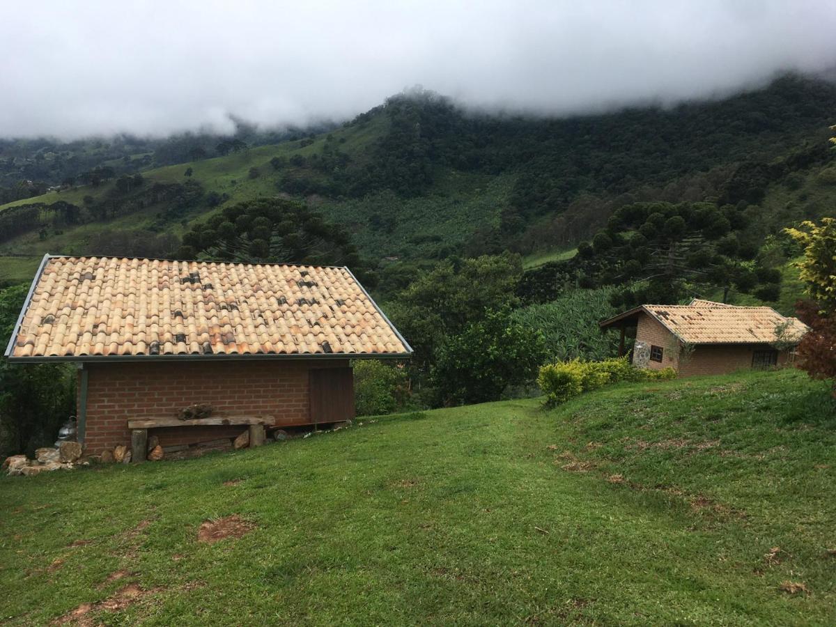 Abrigo de montanha - Berghütte São Bento do Sapucaí Exterior foto