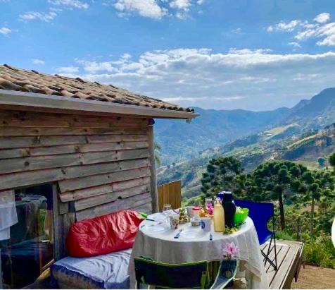 Abrigo de montanha - Berghütte São Bento do Sapucaí Exterior foto